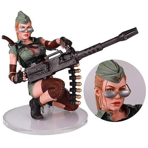 Honey Trap Lucky 1:4 Scale Statue
